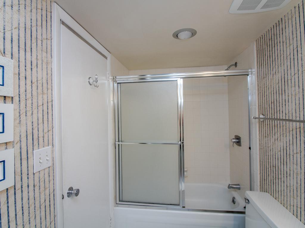 1002N Edgewater House Condo - thumb 28