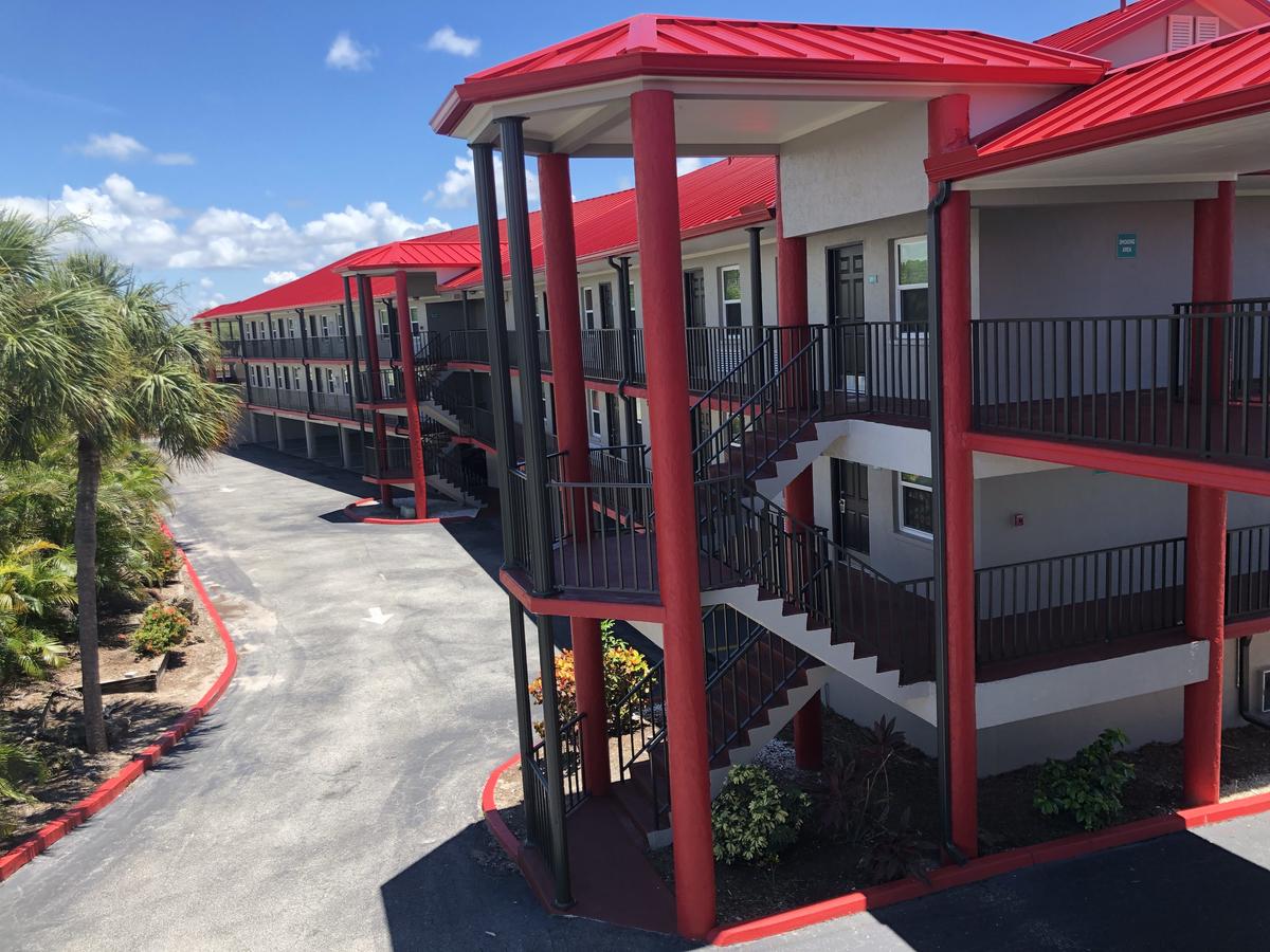Sun Coast Inn - thumb 6