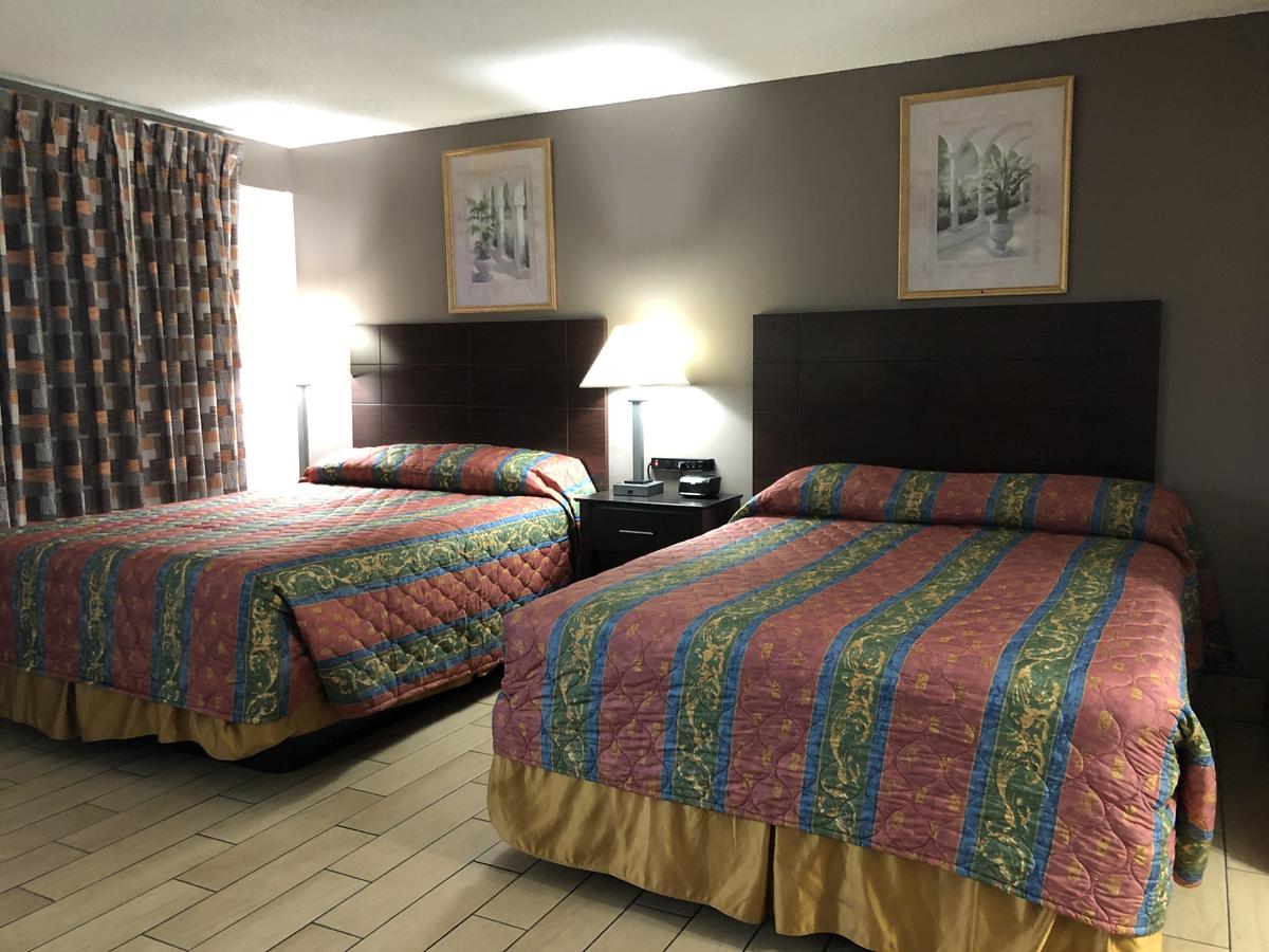 Sun Coast Inn - thumb 33
