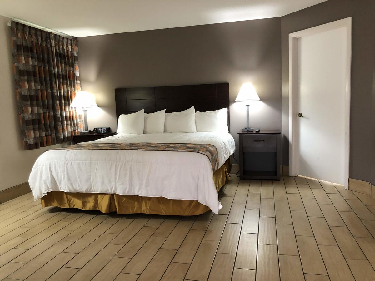 Sun Coast Inn - thumb 26