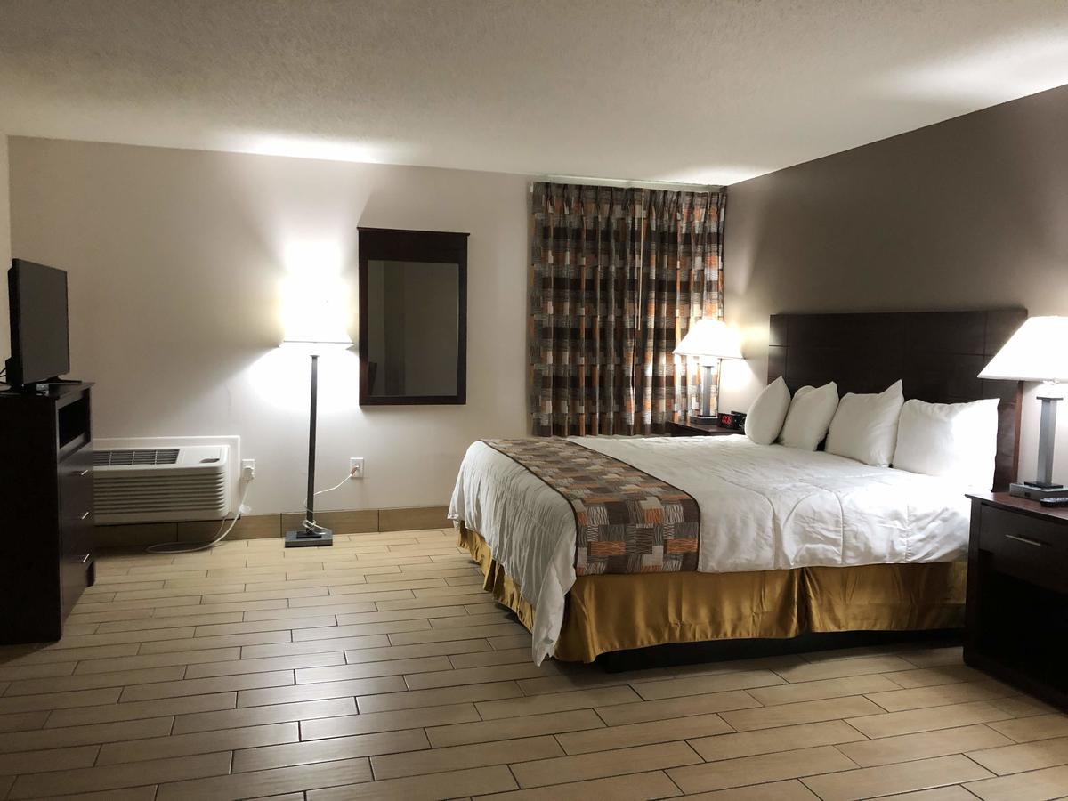 Sun Coast Inn - thumb 25