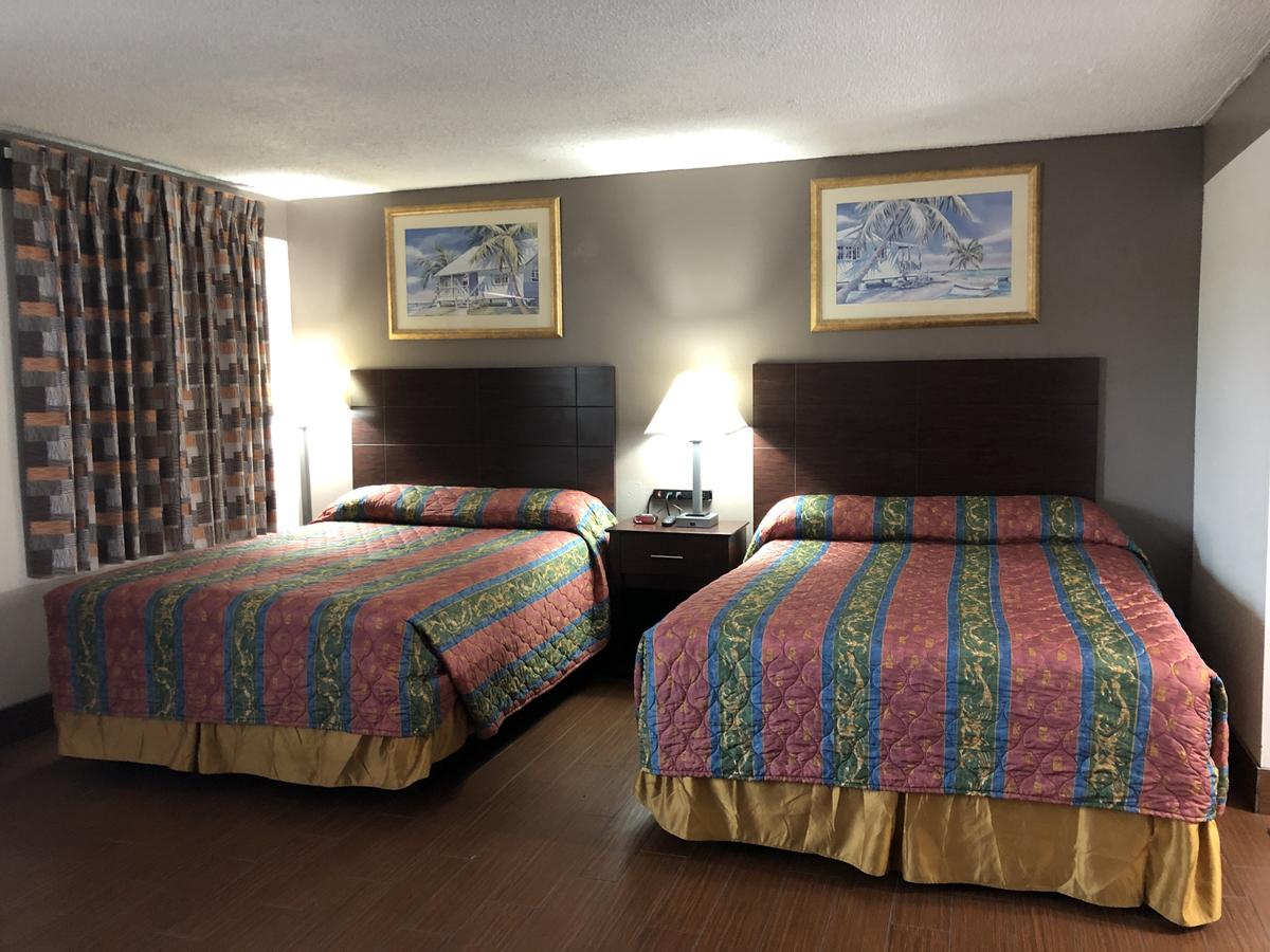 Sun Coast Inn - thumb 29