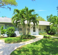 Pelican Place - Hotels Find