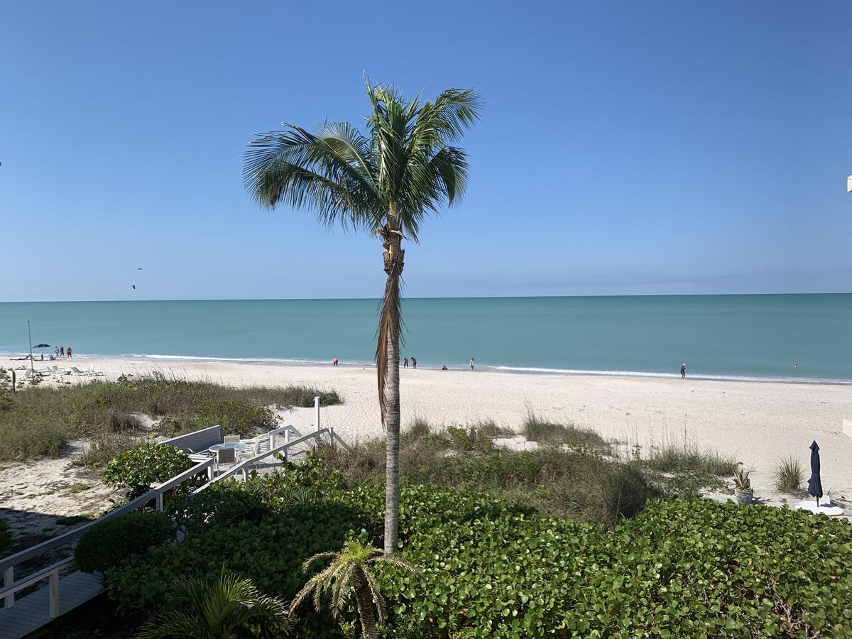 Beautiful Beach Condo On Manasota Key, FL - thumb 8