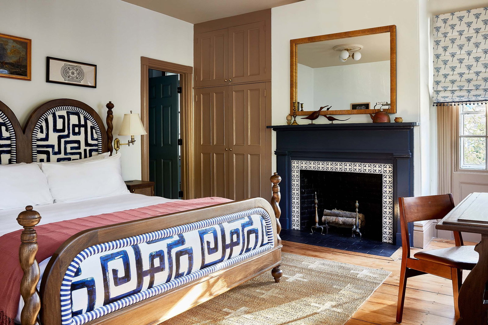 The Blue Iris - thumb 1