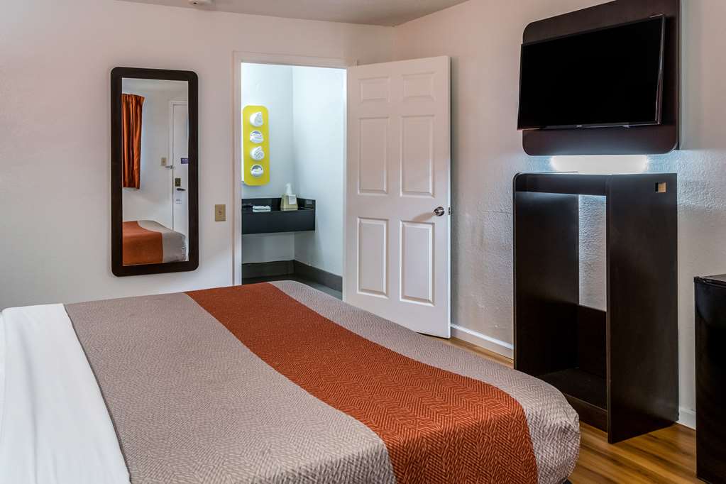 Motel 6 Florence - thumb 9