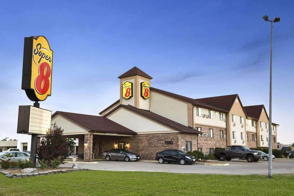 Super 8 Carbondale - thumb 1
