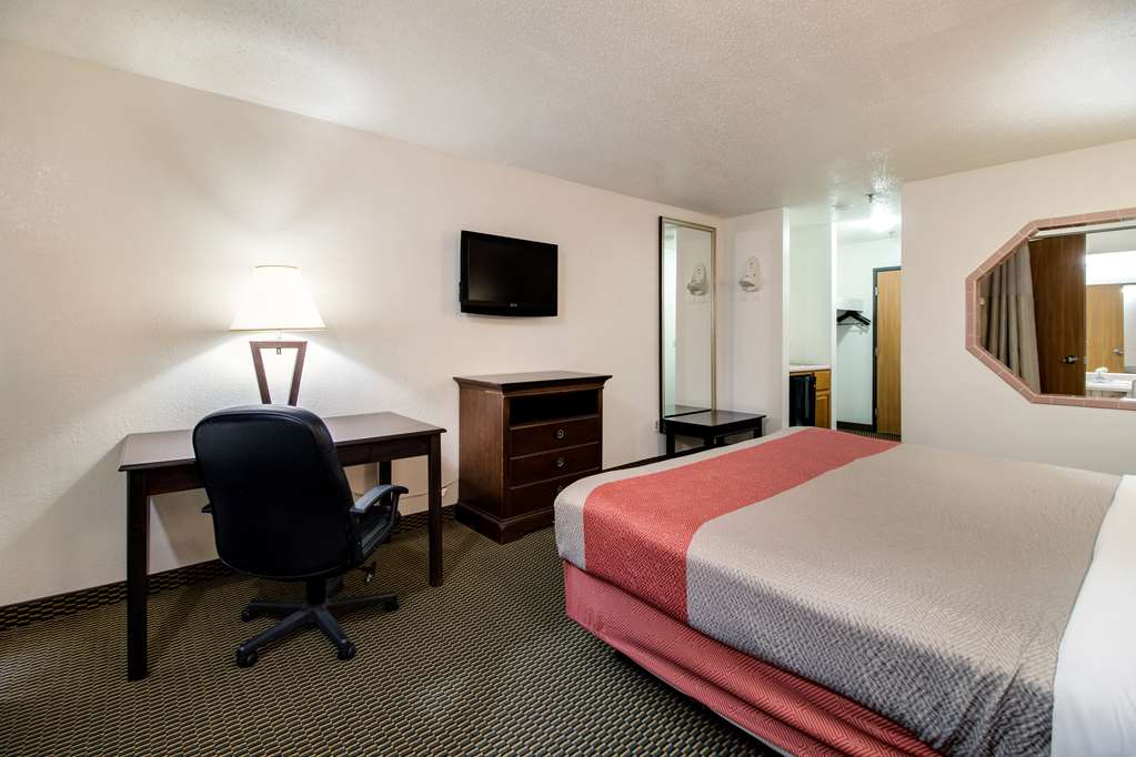 Motel 6 Marion, IL - thumb 9