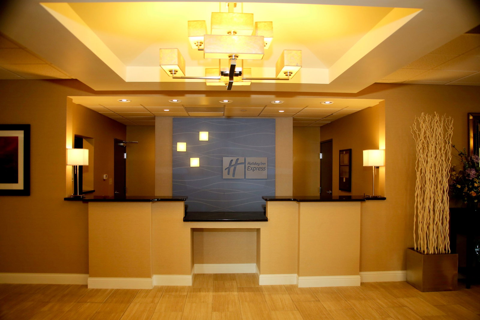 Holiday Inn Express Suites Marion - thumb 3