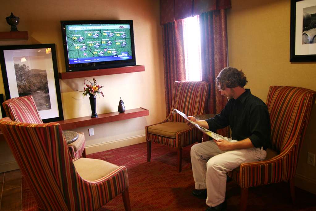 Hampton Inn Marion - thumb 4