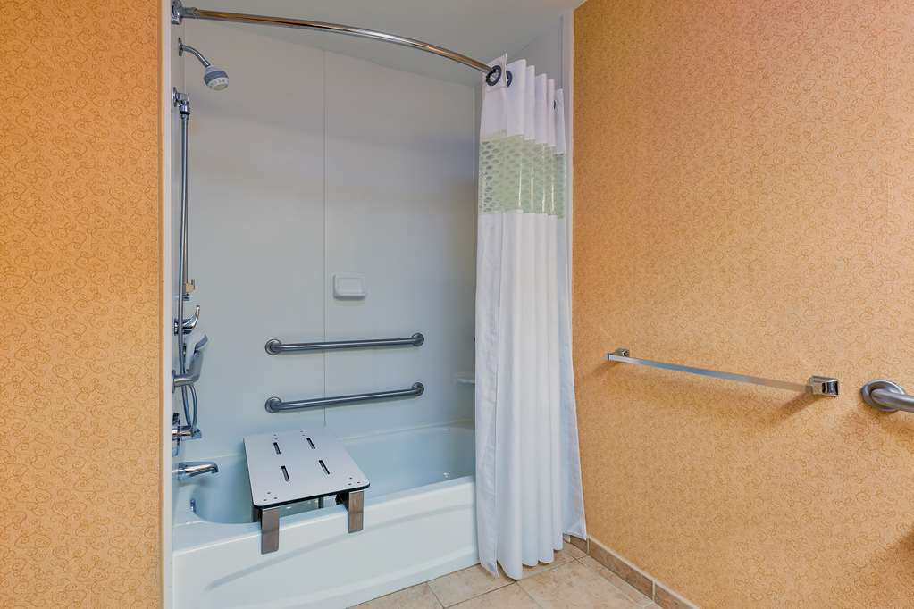 Hampton Inn Marion - thumb 7