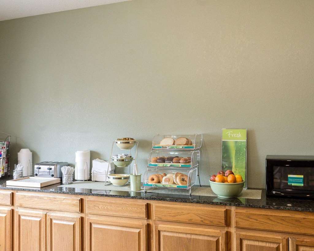 Quality Inn Brookings - thumb 10