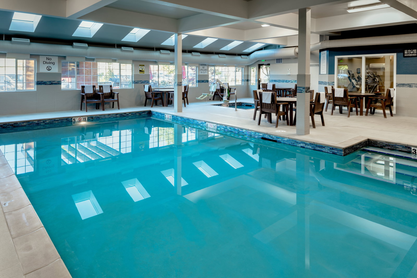 Holiday Inn Express Hotel & Suites - thumb 8