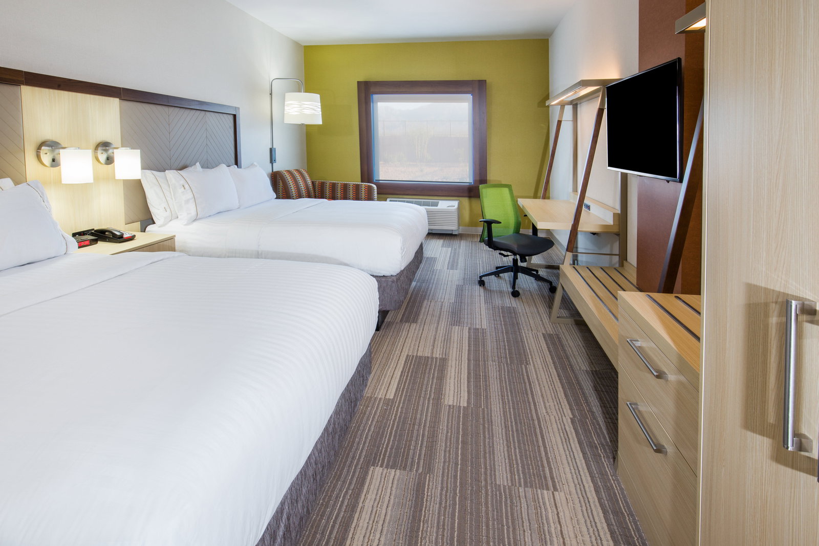 Holiday Inn Express & Suites Pahrump - thumb 8