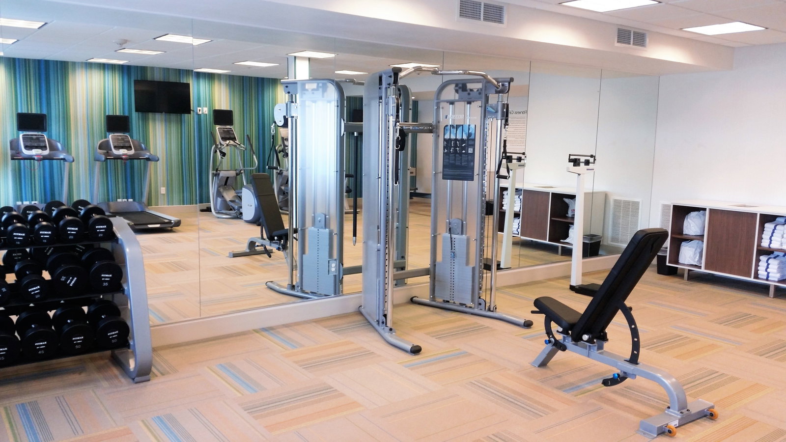 Holiday Inn Express & Suites Pahrump - thumb 17