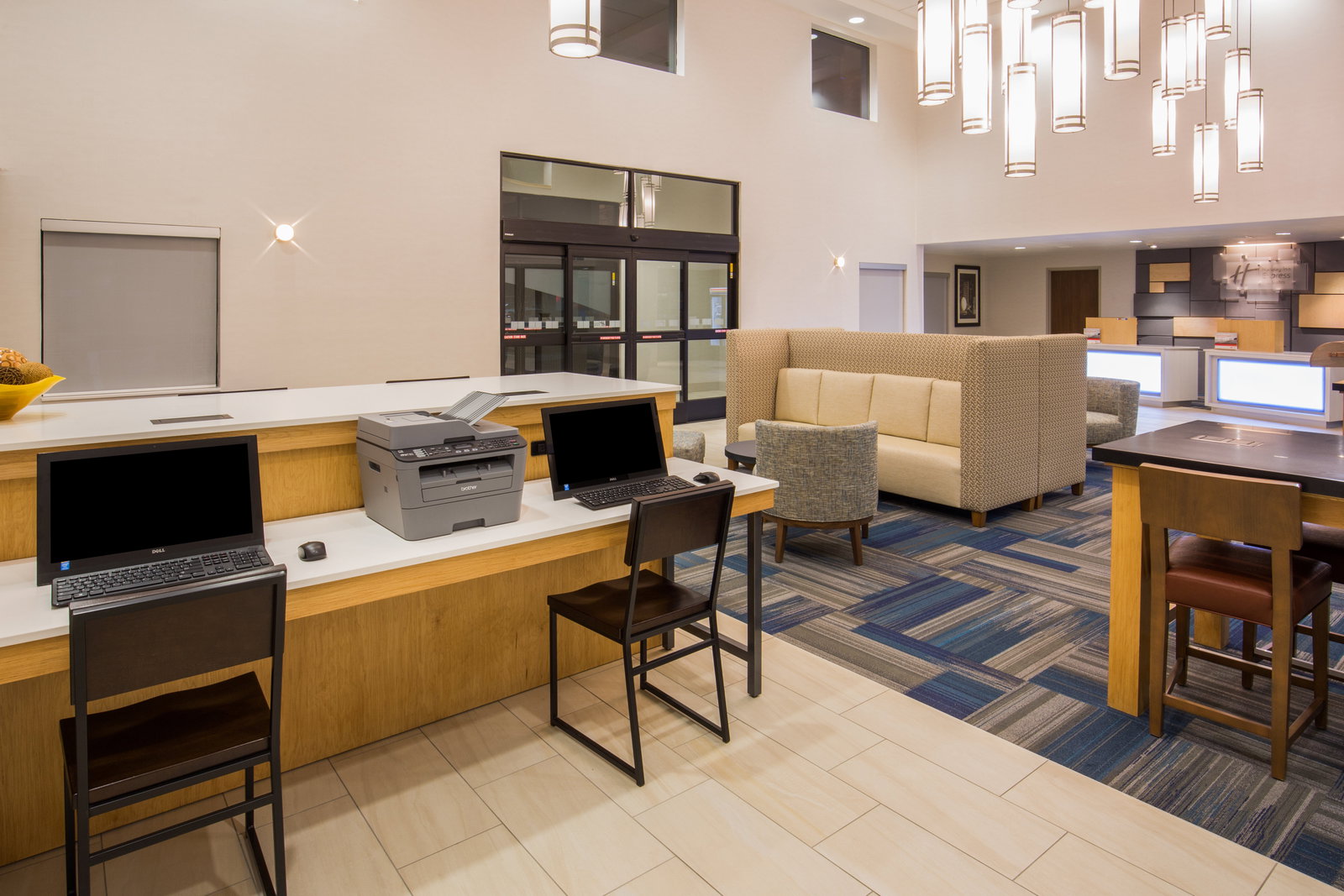 Holiday Inn Express & Suites Pahrump - thumb 19