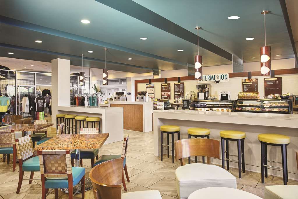 Embassy Suites Oceanfront Resort - thumb 2