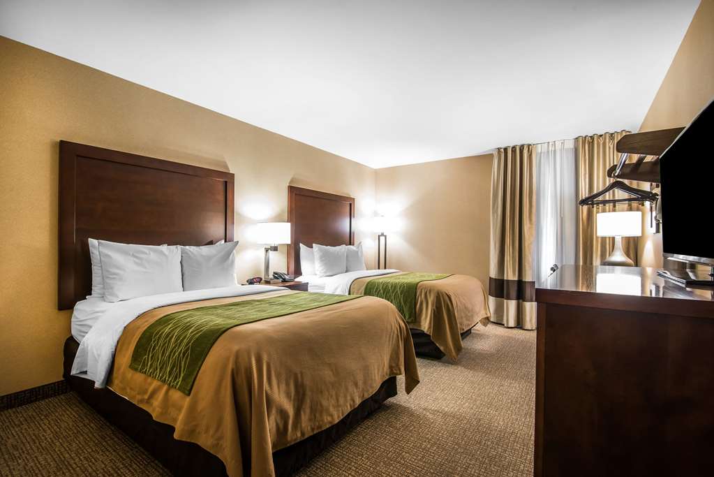 Quality Inn & Suites - thumb 1