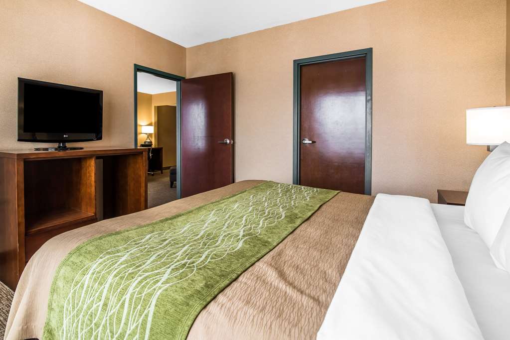 Quality Inn & Suites - thumb 13