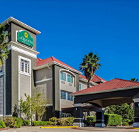 La Quinta Inn  Suites Corpus Christi NW - Hotels Find