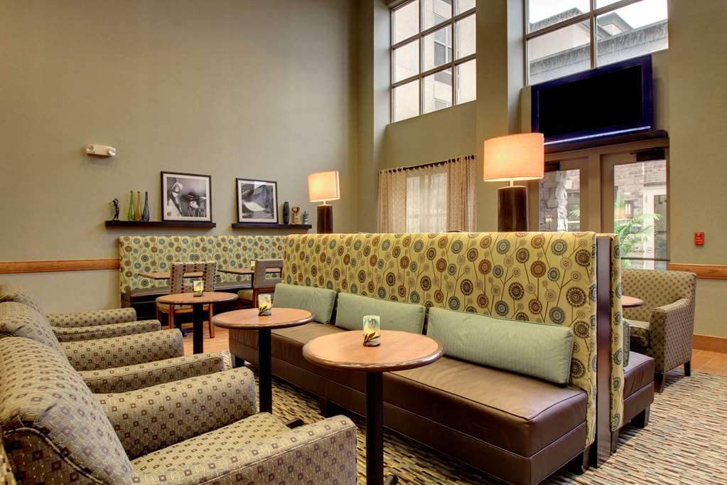Hampton Inn & Suites Aurora - thumb 12