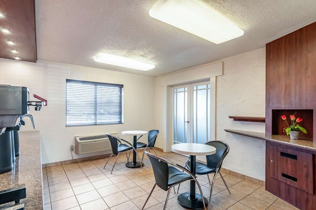 Motel 6 Naperville - thumb 14