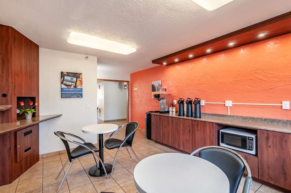 Motel 6 Naperville - thumb 15