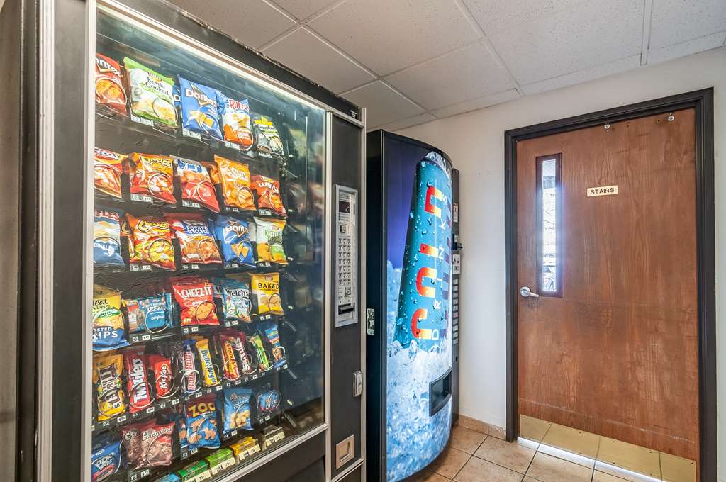 Motel 6 Naperville - thumb 17