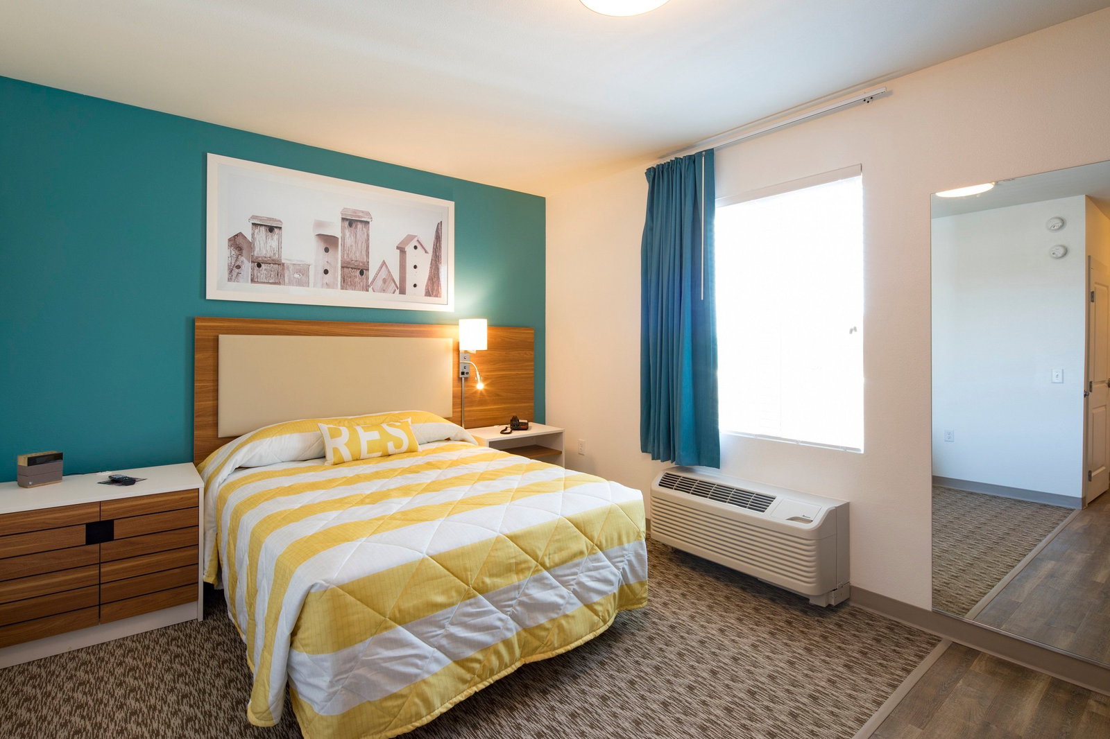 Uptown Suites Extended Stay Miami - thumb 3