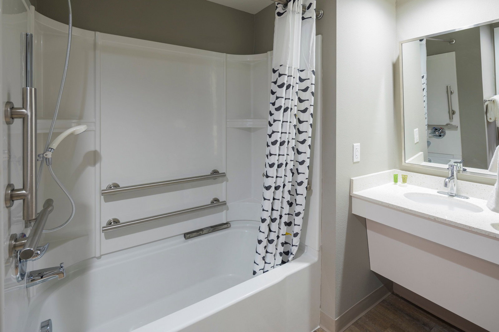 Uptown Suites Extended Stay Miami - thumb 10