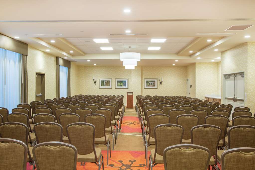 Hilton Garden Inn Olympia - thumb 12