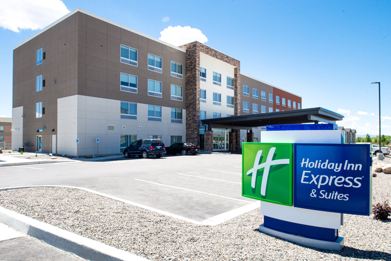 Holiday Inn Express & Suites Elko - thumb 0