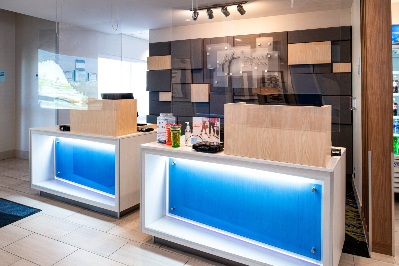Holiday Inn Express & Suites Elko - thumb 1