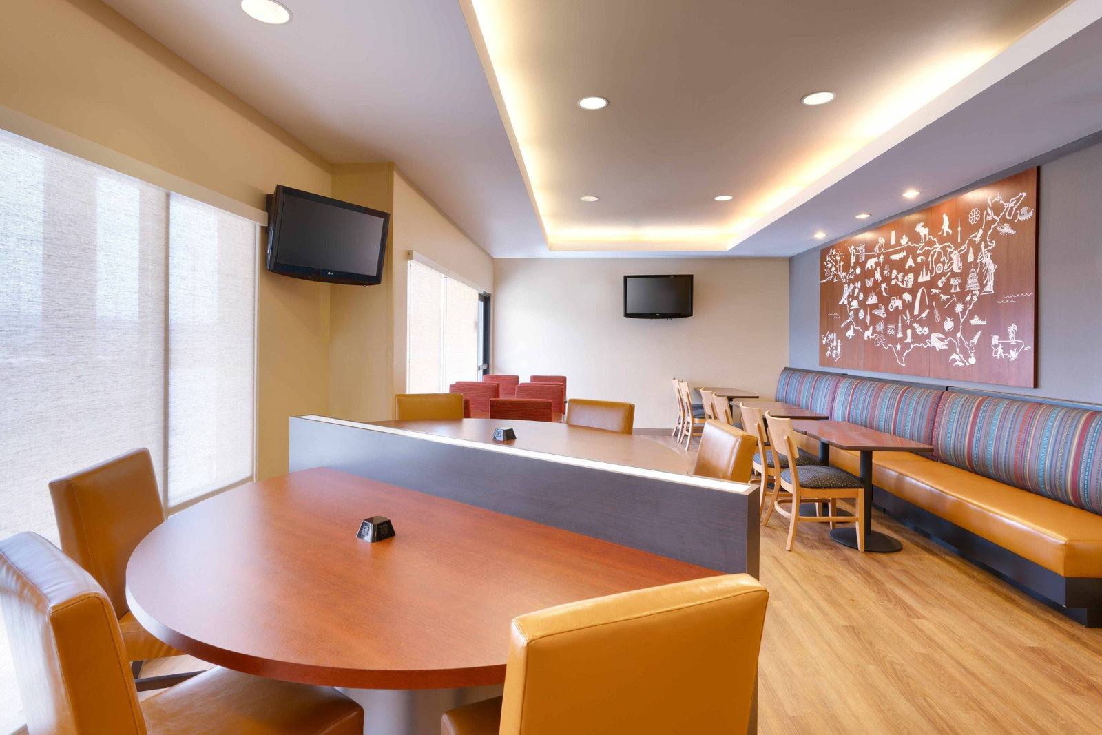 TownePlace Suites Elko - thumb 1