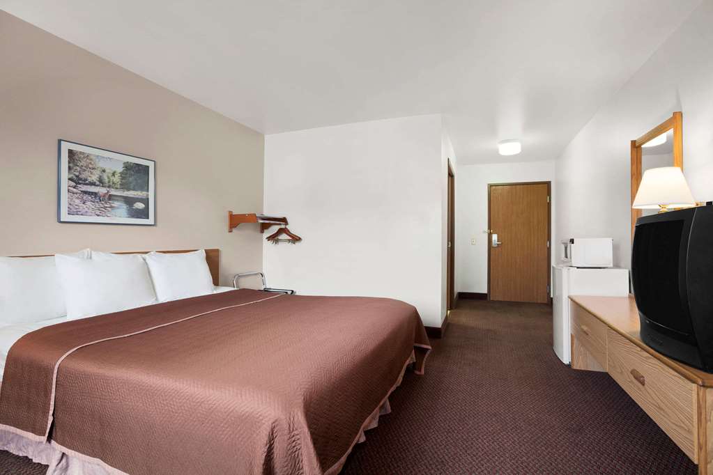 Travelodge Elko - thumb 12