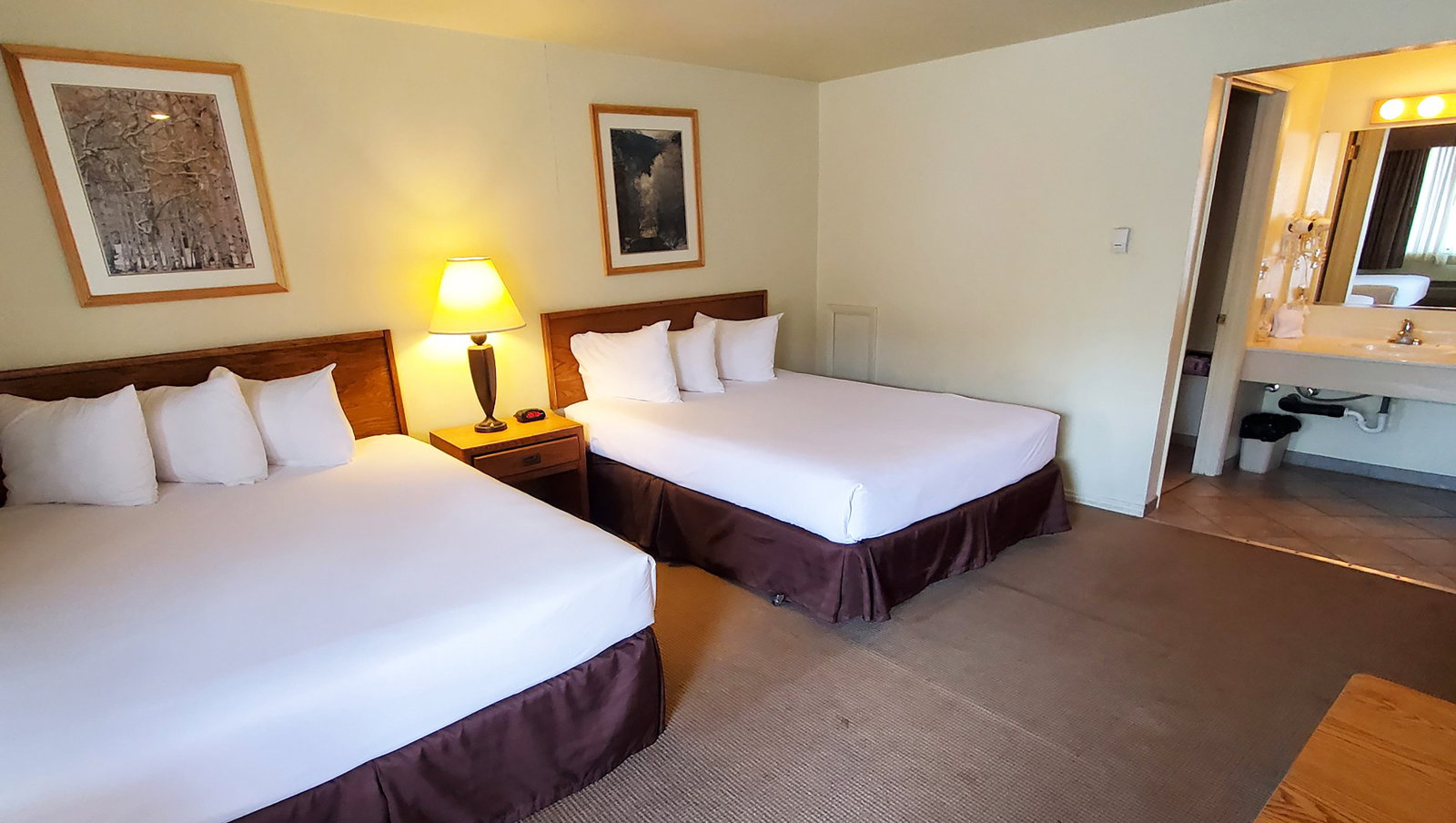 Magnuson Hotel Ely - thumb 14
