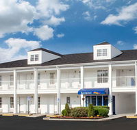 Baymont Inn  Suites Brunswick - Hotels Find