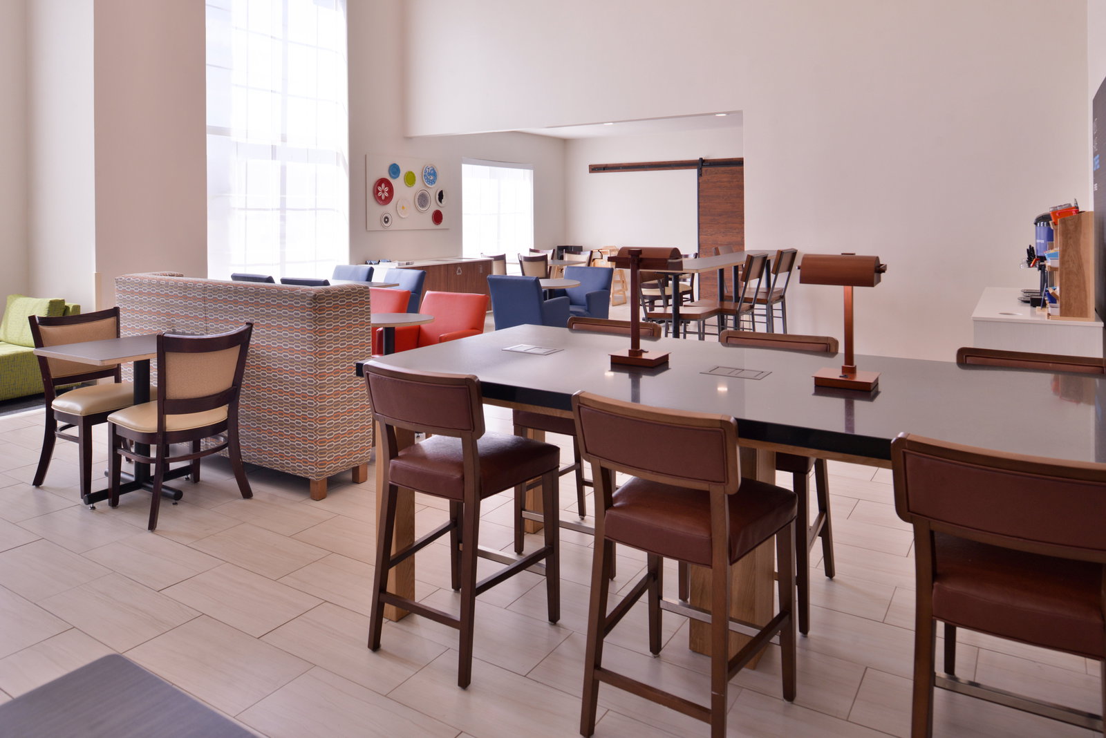 Holiday Inn Express - thumb 11