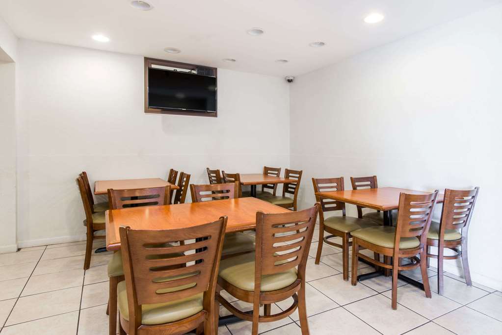 Knights Inn & Suites Gallup - thumb 13