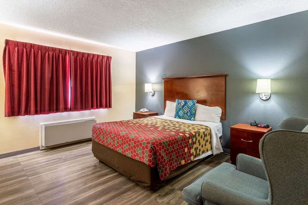 Econo Lodge - thumb 4