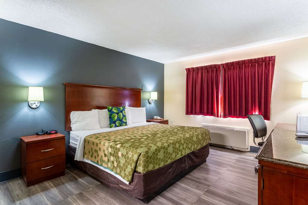 Econo Lodge - thumb 7