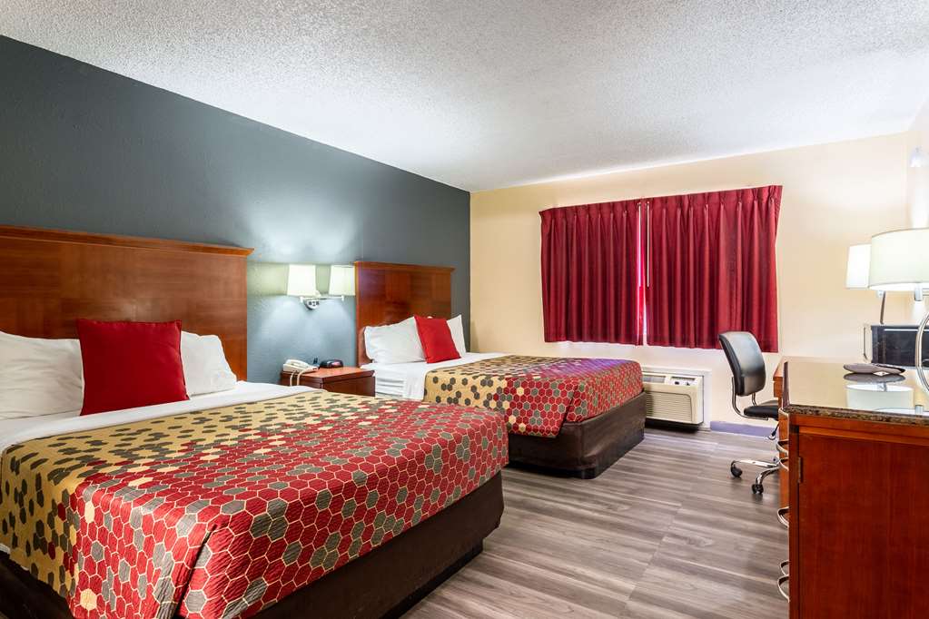 Econo Lodge - thumb 10