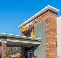 La Quinta Inn  Suites Aberdeen-APG - Hotels Find