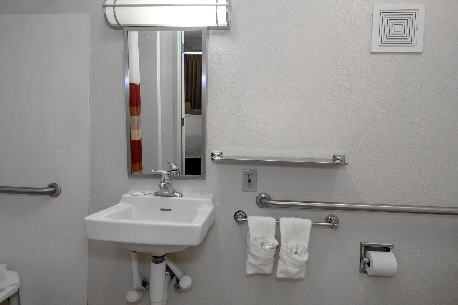 Red Roof Inn Aberdeen - thumb 17