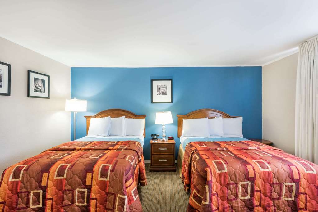 Travelodge Hotel Aberdeen - thumb 10