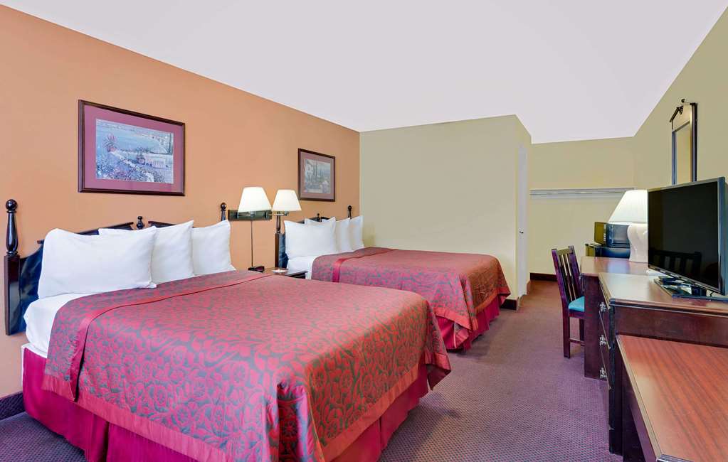 Days Inn Waynesboro - thumb 9