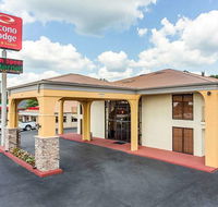 Econo Lodge Inn  Suites - Hotels Find