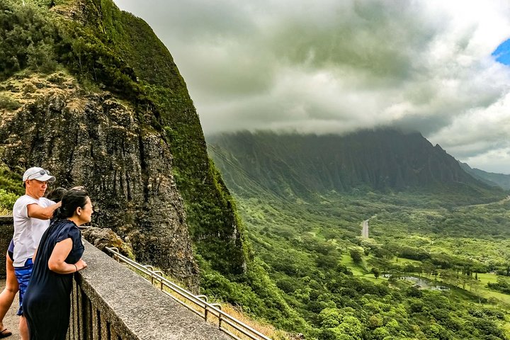 Best Of Oahu: Private Tour With Movie And Boat Tour USS Arizona Memorial - thumb 1
