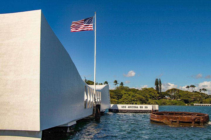 Best Of Oahu: Private Tour With Movie And Boat Tour USS Arizona Memorial - thumb 5