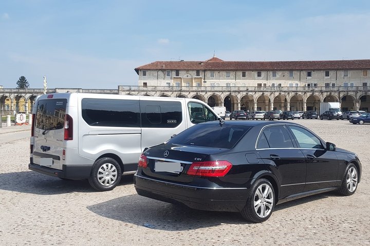 Indianapolis Airport (IND) To Indianapolis City - Arrival Private Transfer - thumb 3